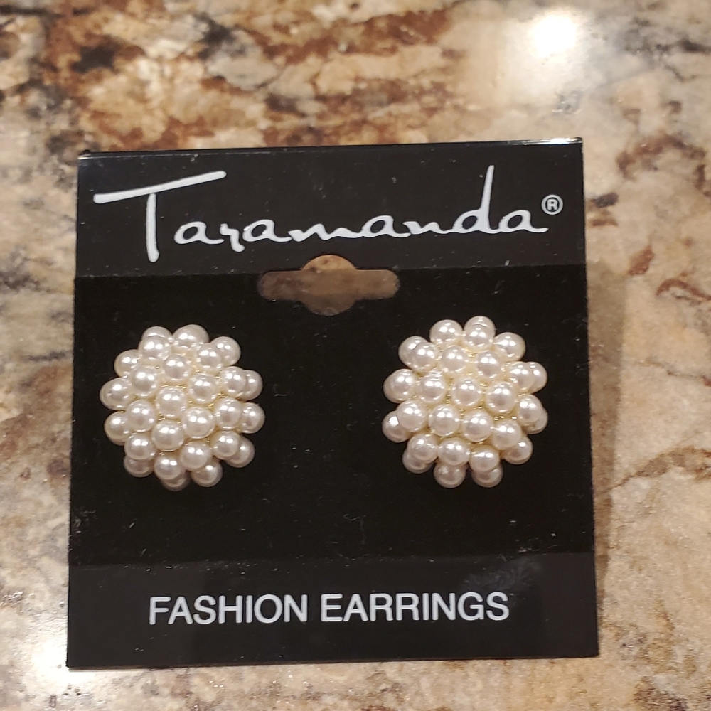 Fashion earrings